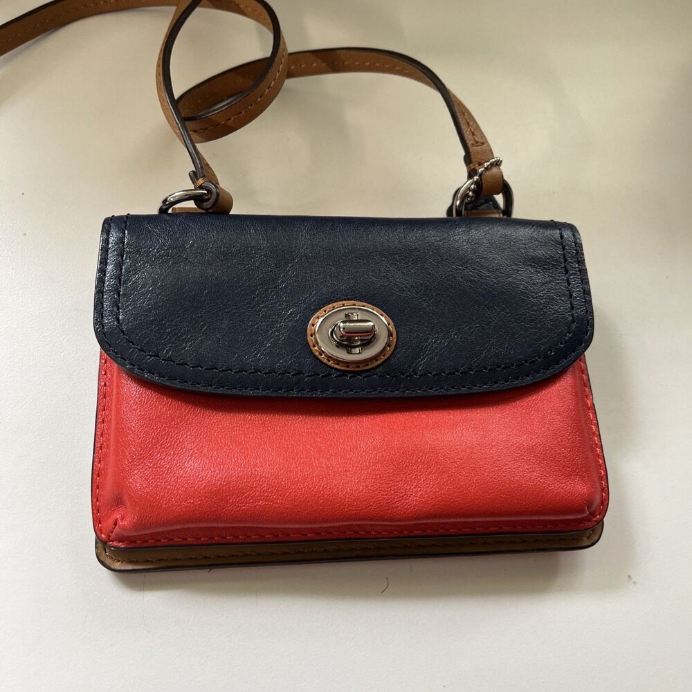 COACH Park  Colorblock Leather Dylan Wallet F49554 Navy/Red - Picture 3 of 11